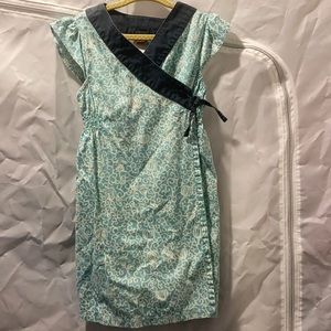 Tea Aqua White & Navy Girls Wrap Dress. Flower Detail. Super Cute & Comfy. Sz 5